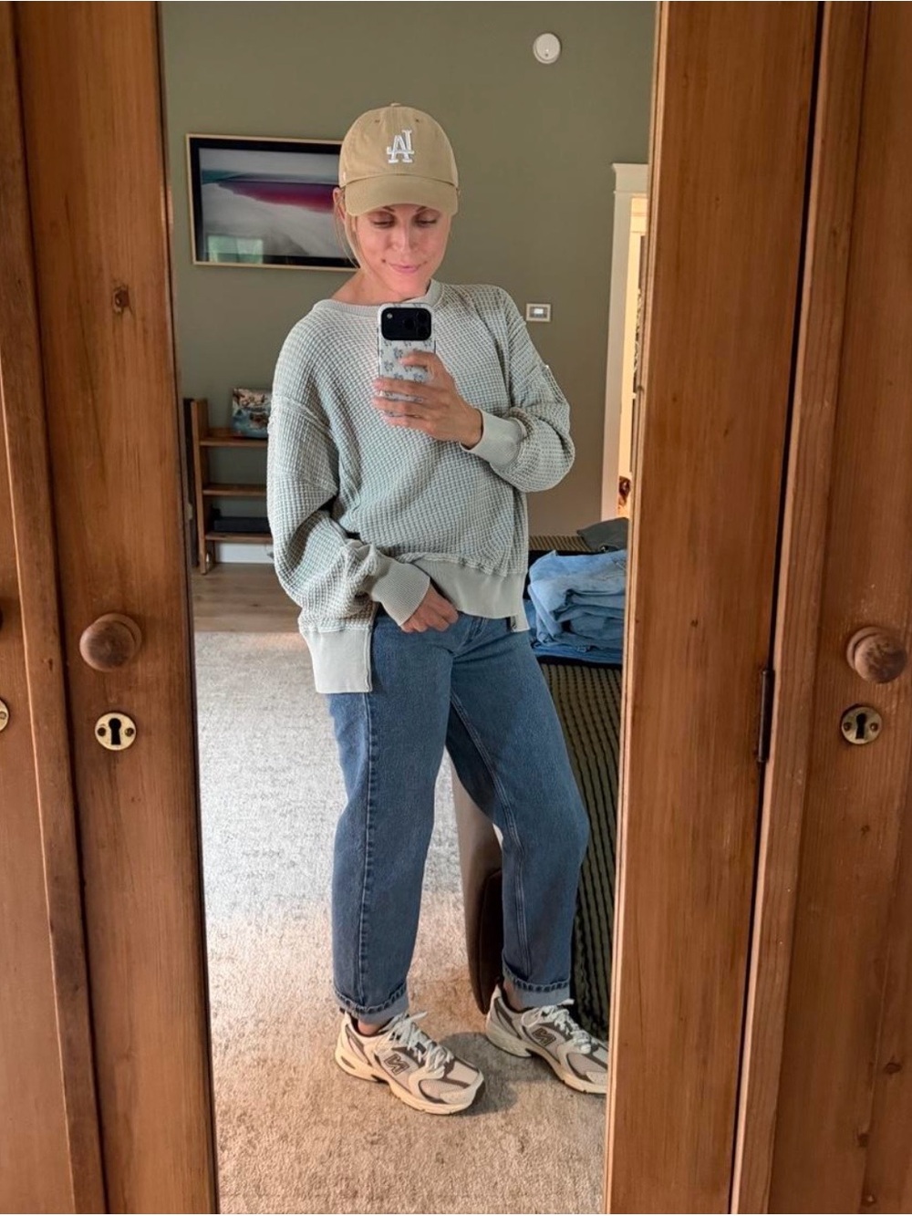American Eagle Lived-In Waffle Knit Oversized Crewneck - Picture 1 of 8